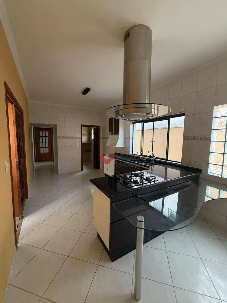Sobrado, 3 quartos, 311 m² - Foto 3