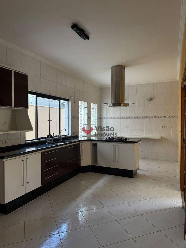 Sobrado, 3 quartos, 311 m² - Foto 4