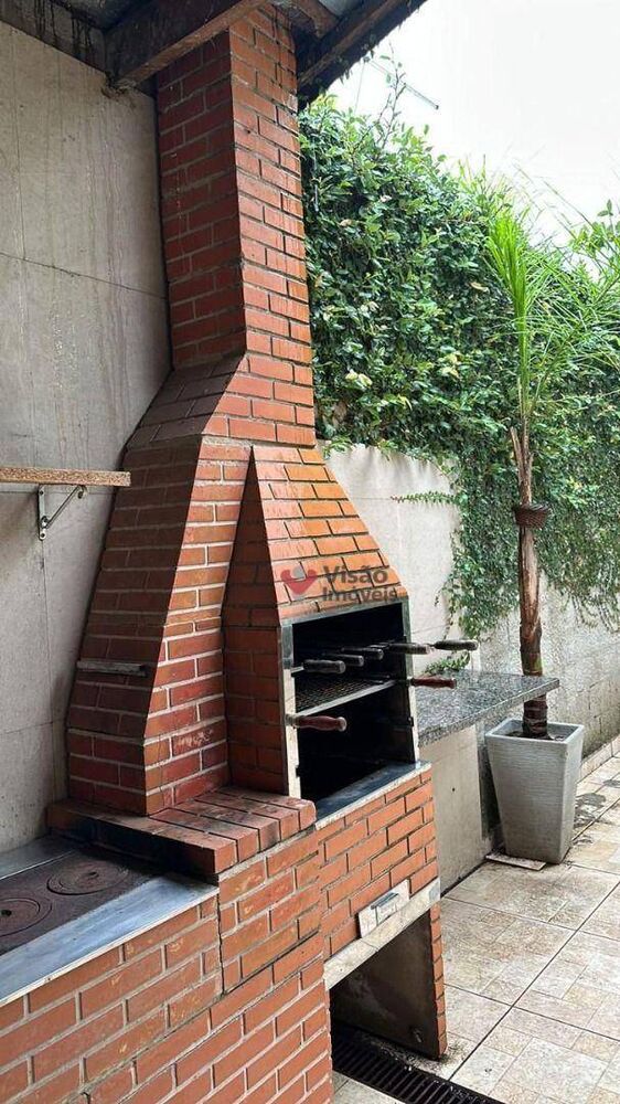 Casa à venda com 2 quartos, 47m² - Foto 3