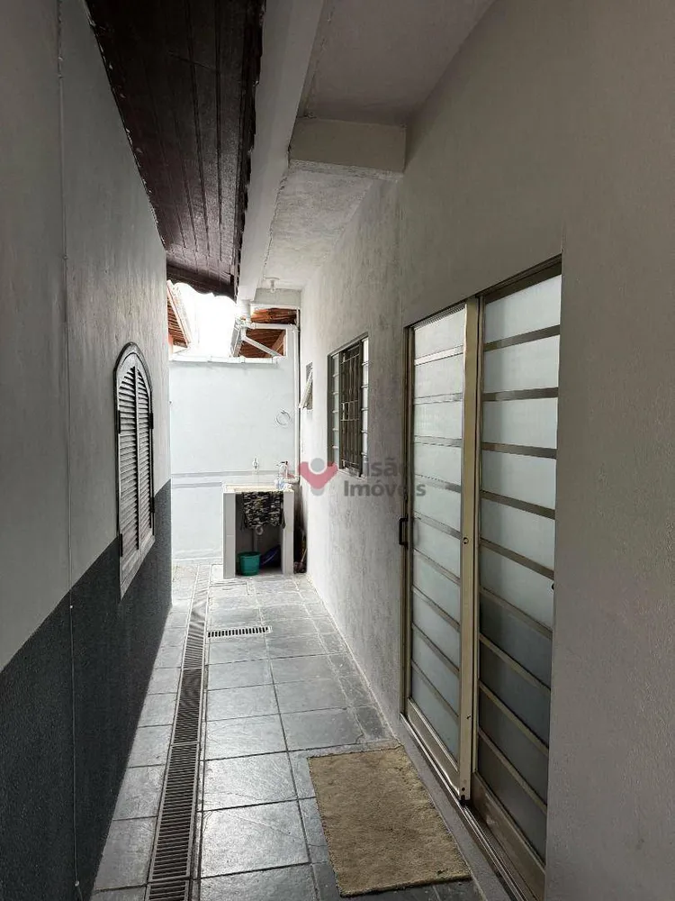 Casa, 3 quartos, 229 m² - Foto 10