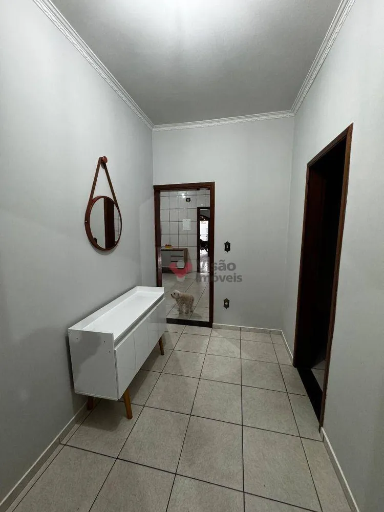 Casa, 3 quartos, 229 m² - Foto 4