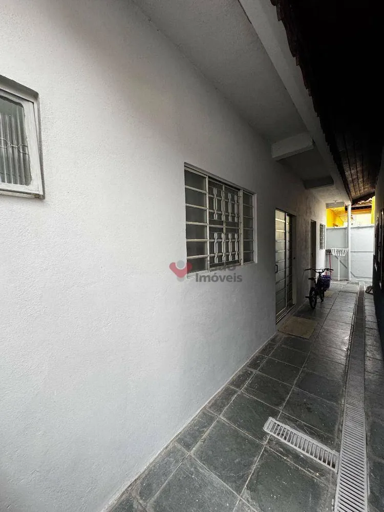 Casa, 3 quartos, 229 m² - Foto 11