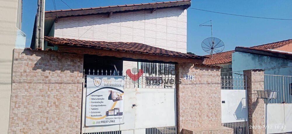 Casa, 4 quartos, 180 m² - Foto 1