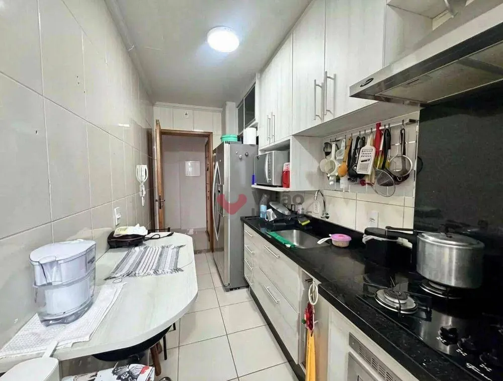 Apartamento, 3 quartos, 100 m² - Foto 2