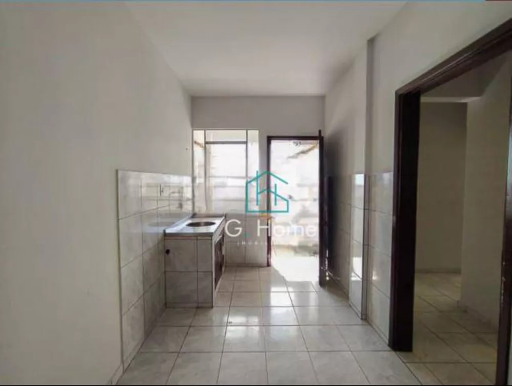 Apartamento à venda com 2 quartos, 70m² - Foto 3