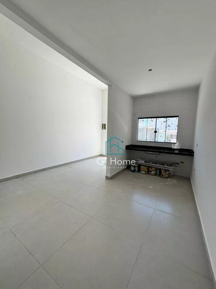 Casa à venda com 3 quartos, 81m² - Foto 4