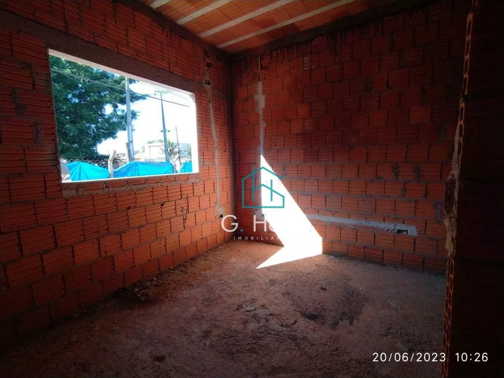 Casa à venda com 3 quartos, 93m² - Foto 5