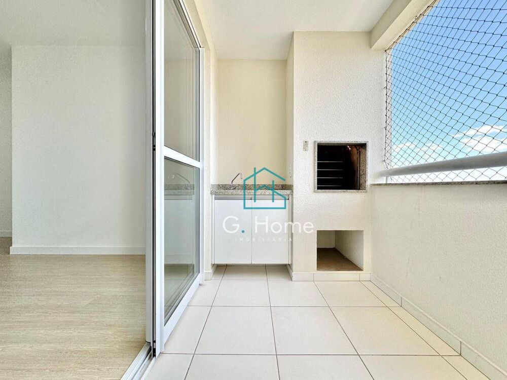 Apartamento à venda com 3 quartos, 75m² - Foto 1