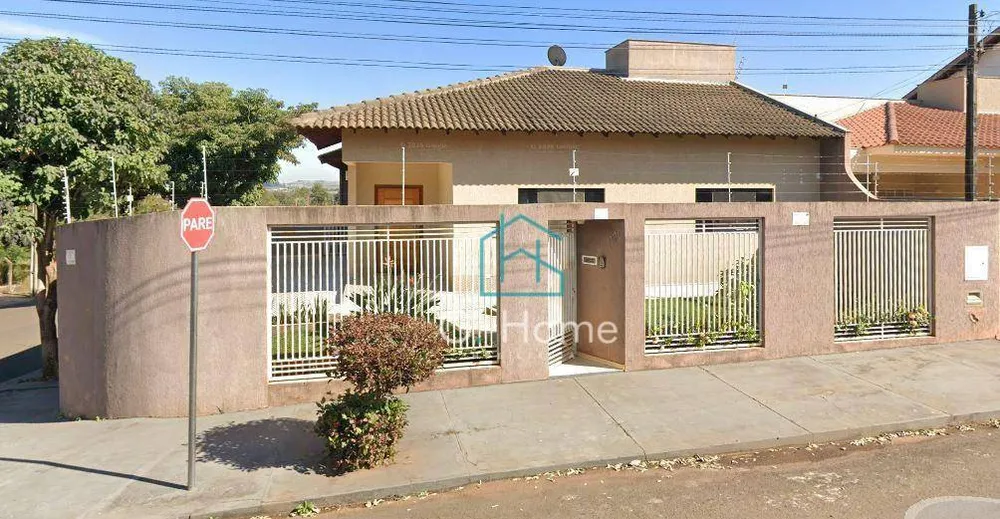 Casa, 2 quartos, 182 m² - Foto 1