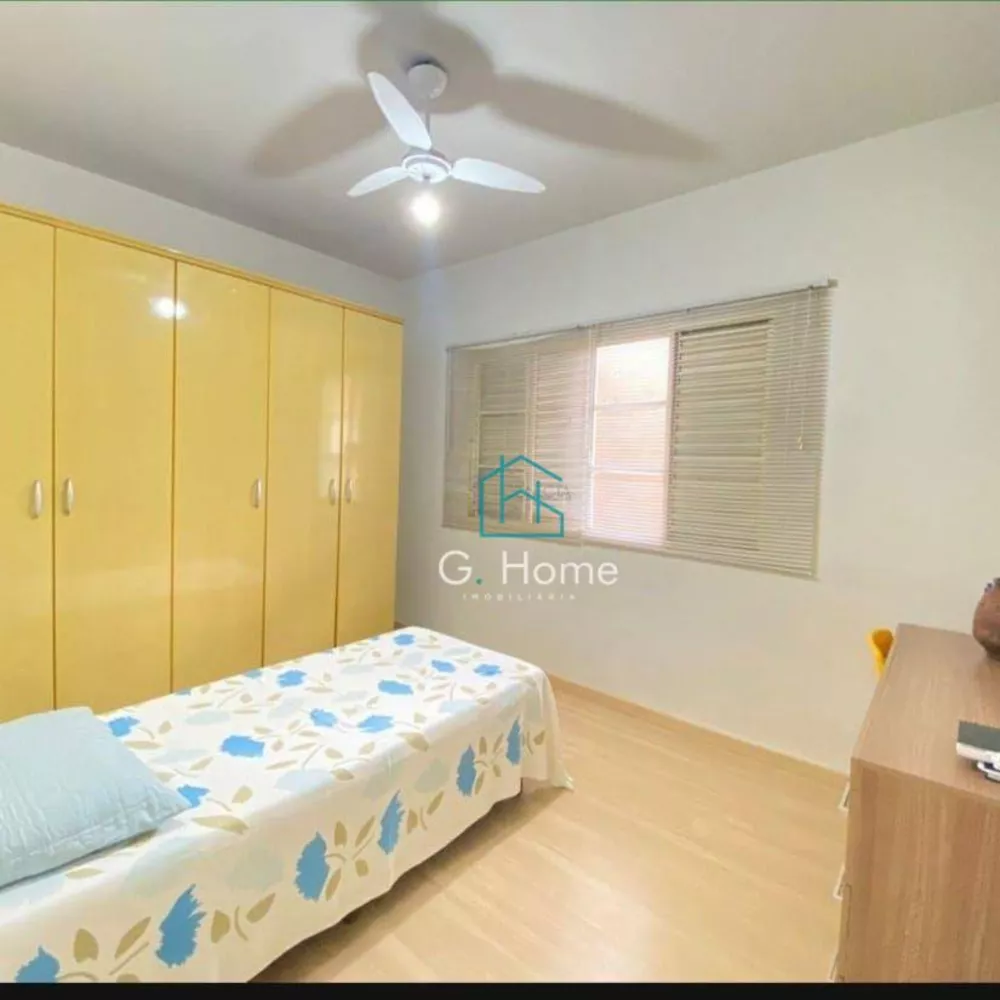 Casa à venda com 4 quartos, 300m² - Foto 14