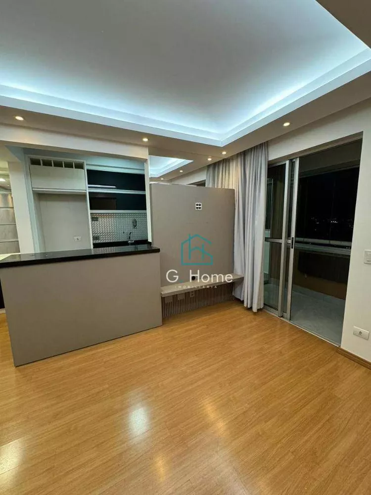 Apartamento à venda com 2 quartos, 70m² - Foto 2