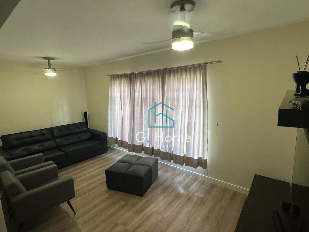 Casa à venda com 3 quartos, 200m² - Foto 4