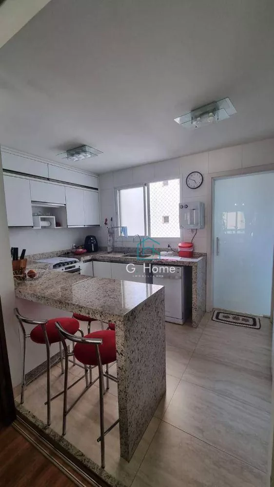 Apartamento à venda com 3 quartos, 110m² - Foto 8