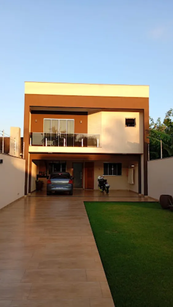 Casa, 3 quartos, 161 m² - Foto 1