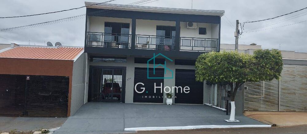 Sobrado, 3 quartos, 266 m² - Foto 1