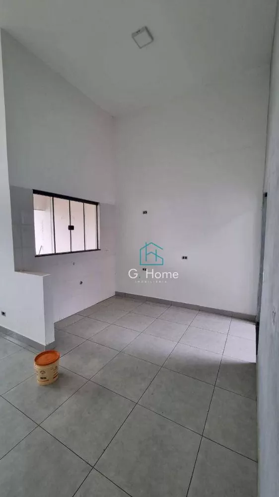 Casa à venda com 2 quartos, 72m² - Foto 5