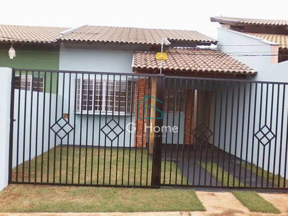 Casa à venda com 3 quartos, 78m² - Foto 1