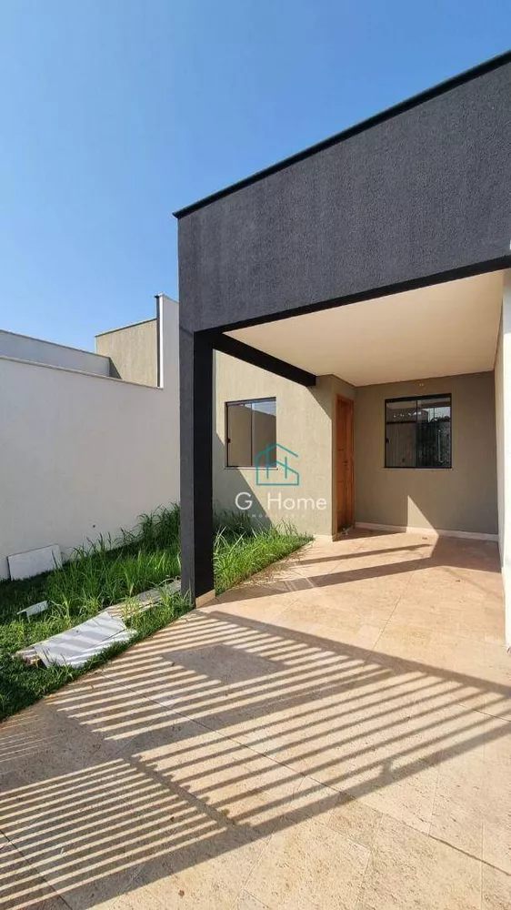 Casa à venda com 3 quartos, 72m² - Foto 2