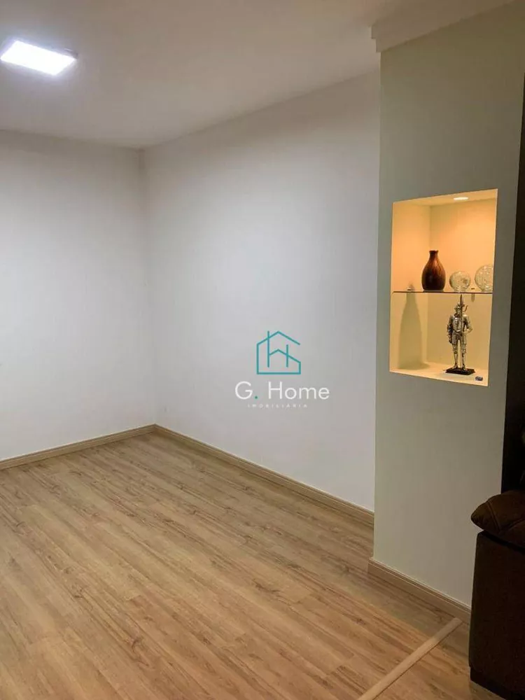 Casa à venda com 3 quartos, 270m² - Foto 4