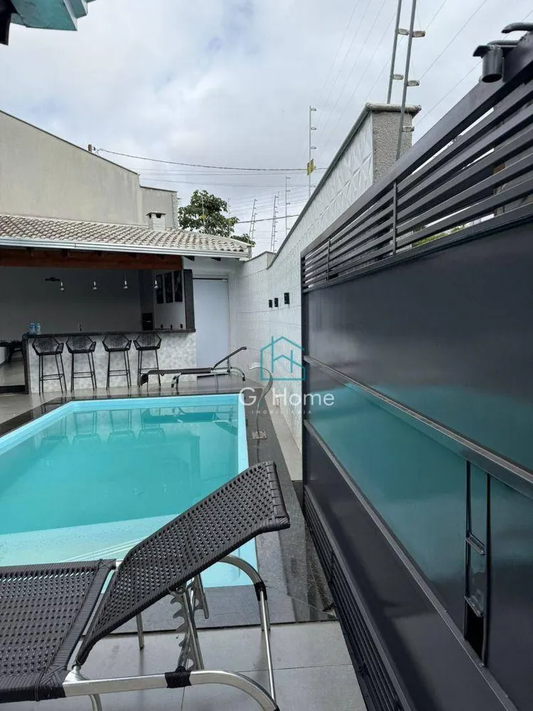 Casa, 3 quartos, 81 m² - Foto 1