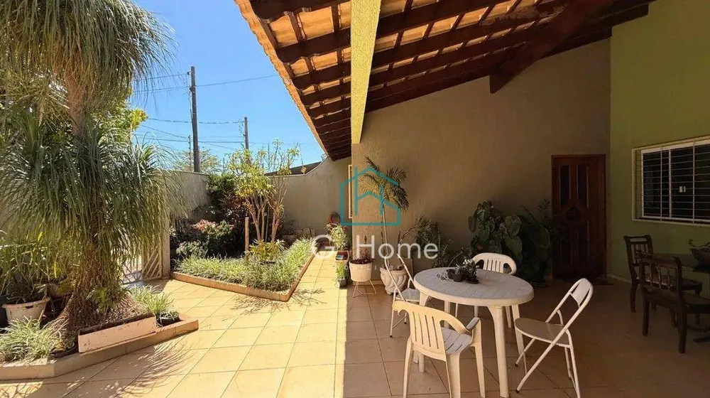 Casa, 5 quartos, 158 m² - Foto 1
