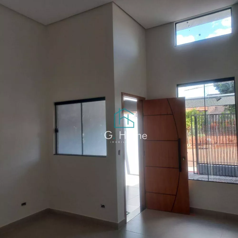 Casa à venda com 2 quartos, 78m² - Foto 2