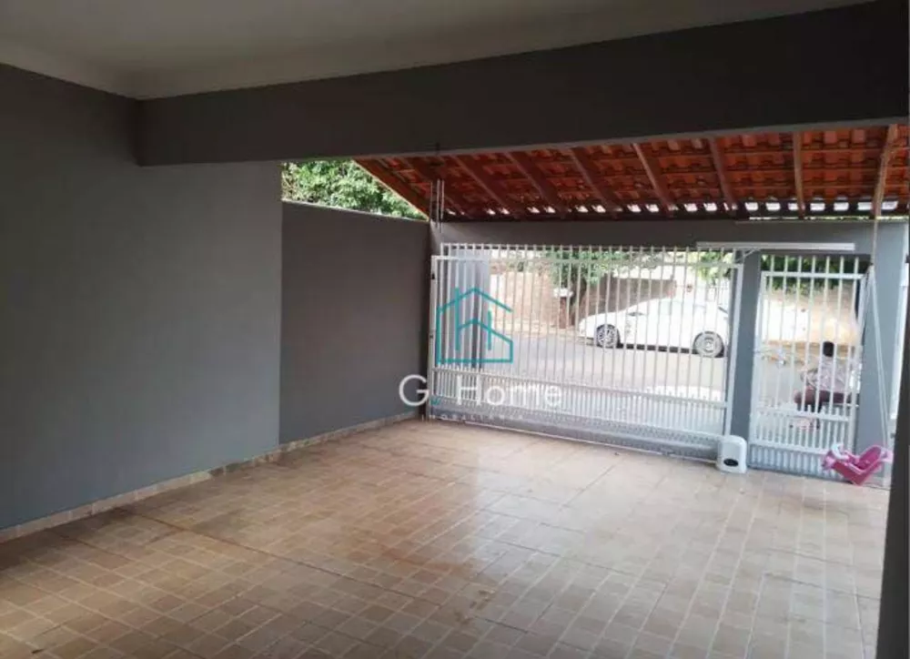 Casa à venda com 3 quartos, 100m² - Foto 2