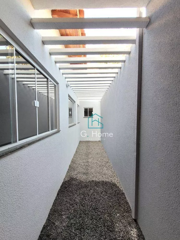 Casa à venda com 3 quartos, 82m² - Foto 3