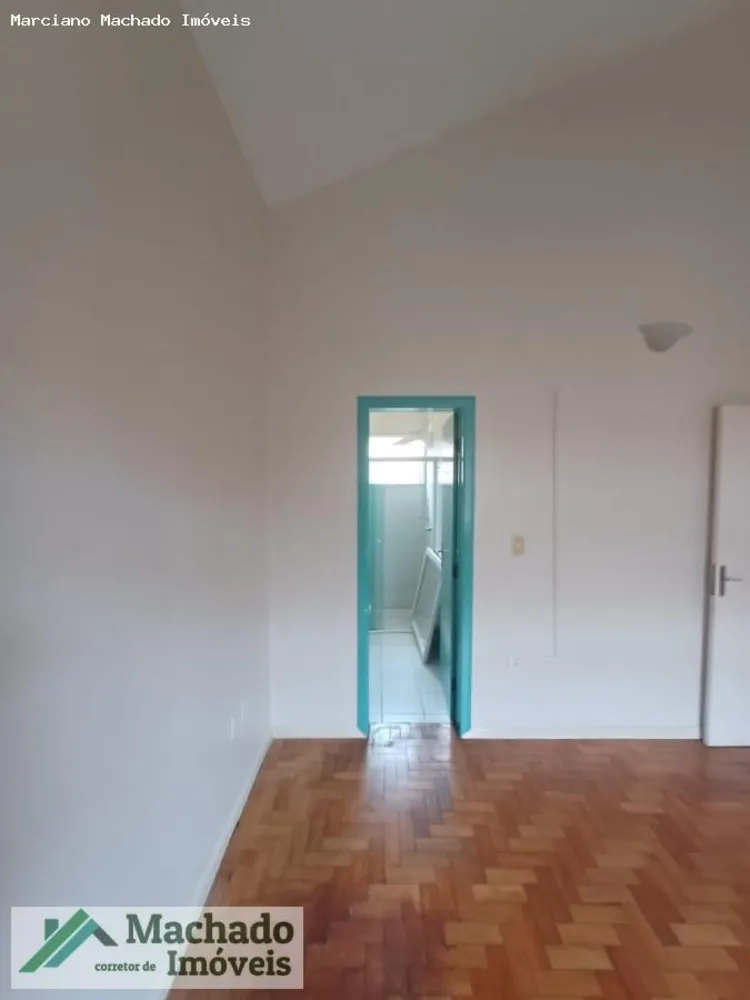 Casa, 6 quartos, 295 m² - Foto 8
