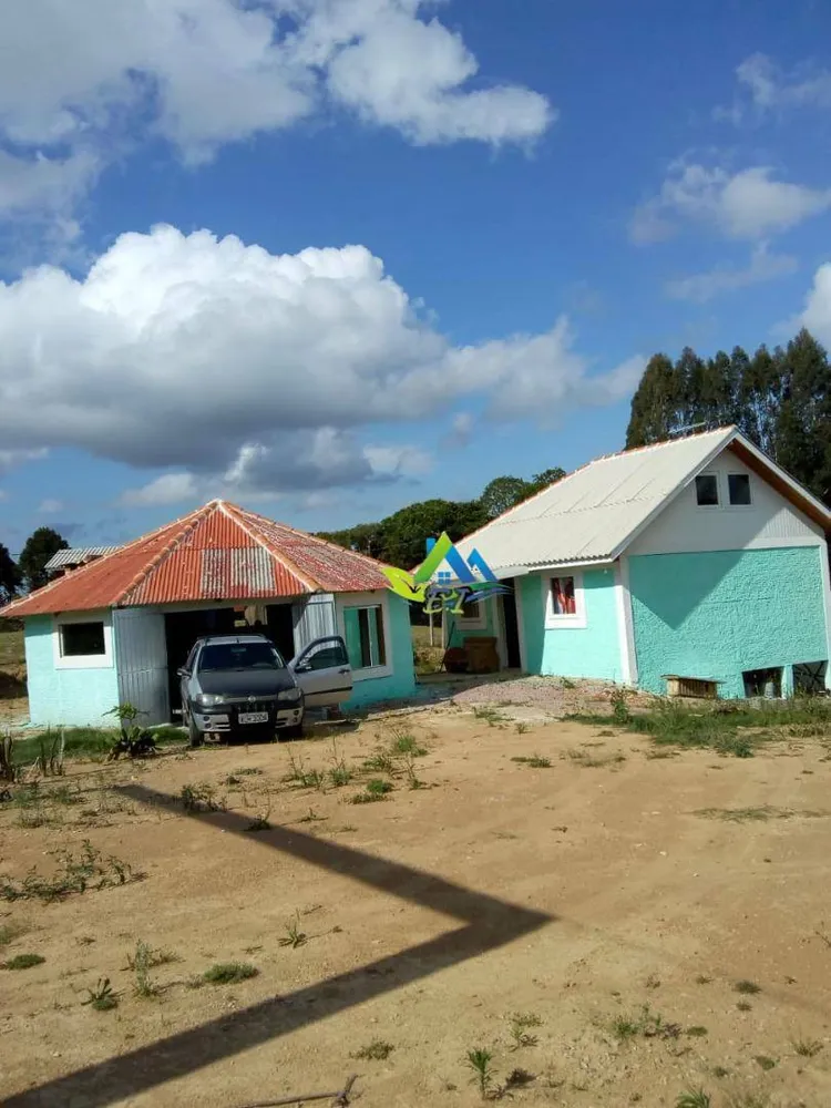Chácara, 3 quartos, 4000 m² - Foto 1