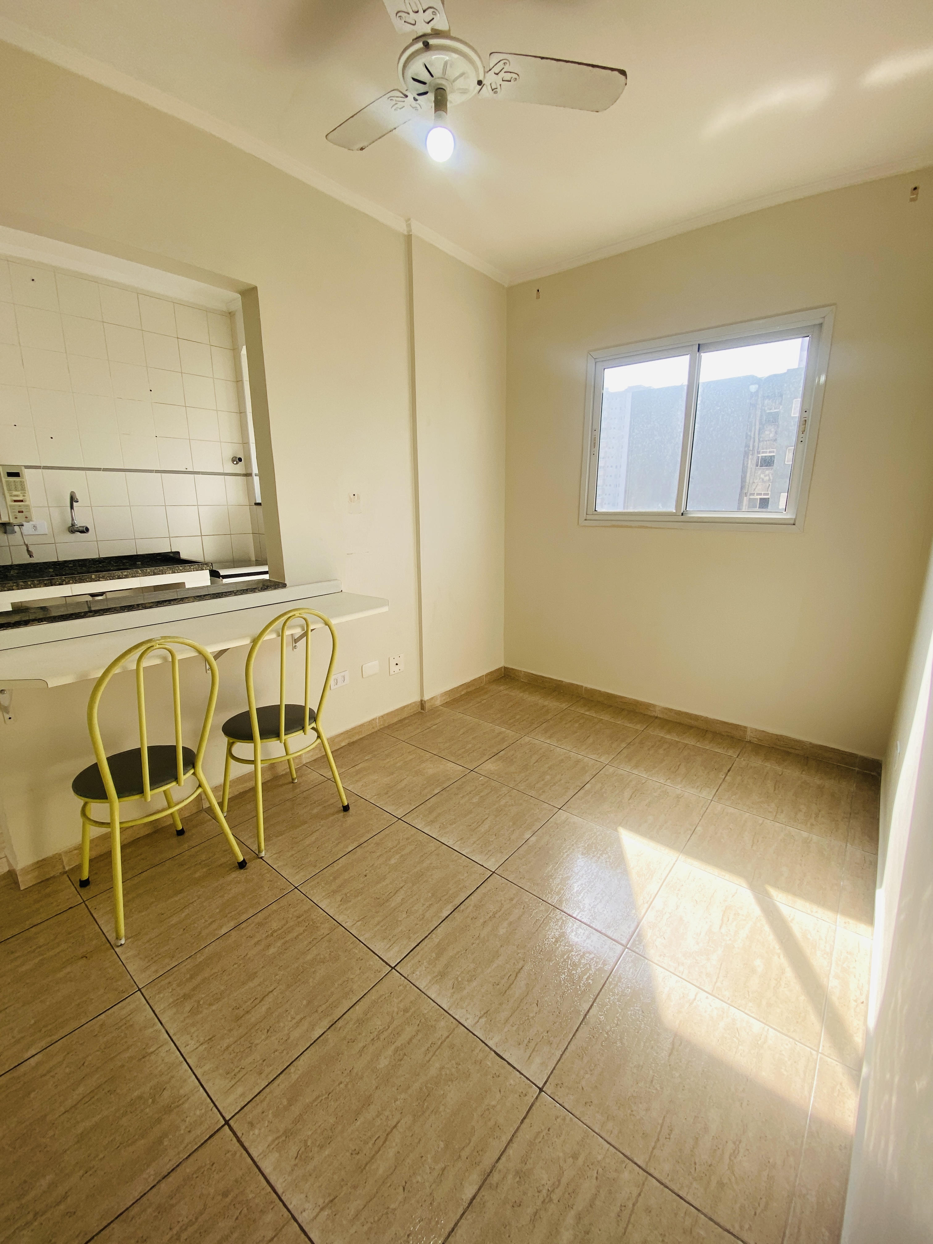 Apartamento à venda com 1 quarto, 40m² - Foto 3