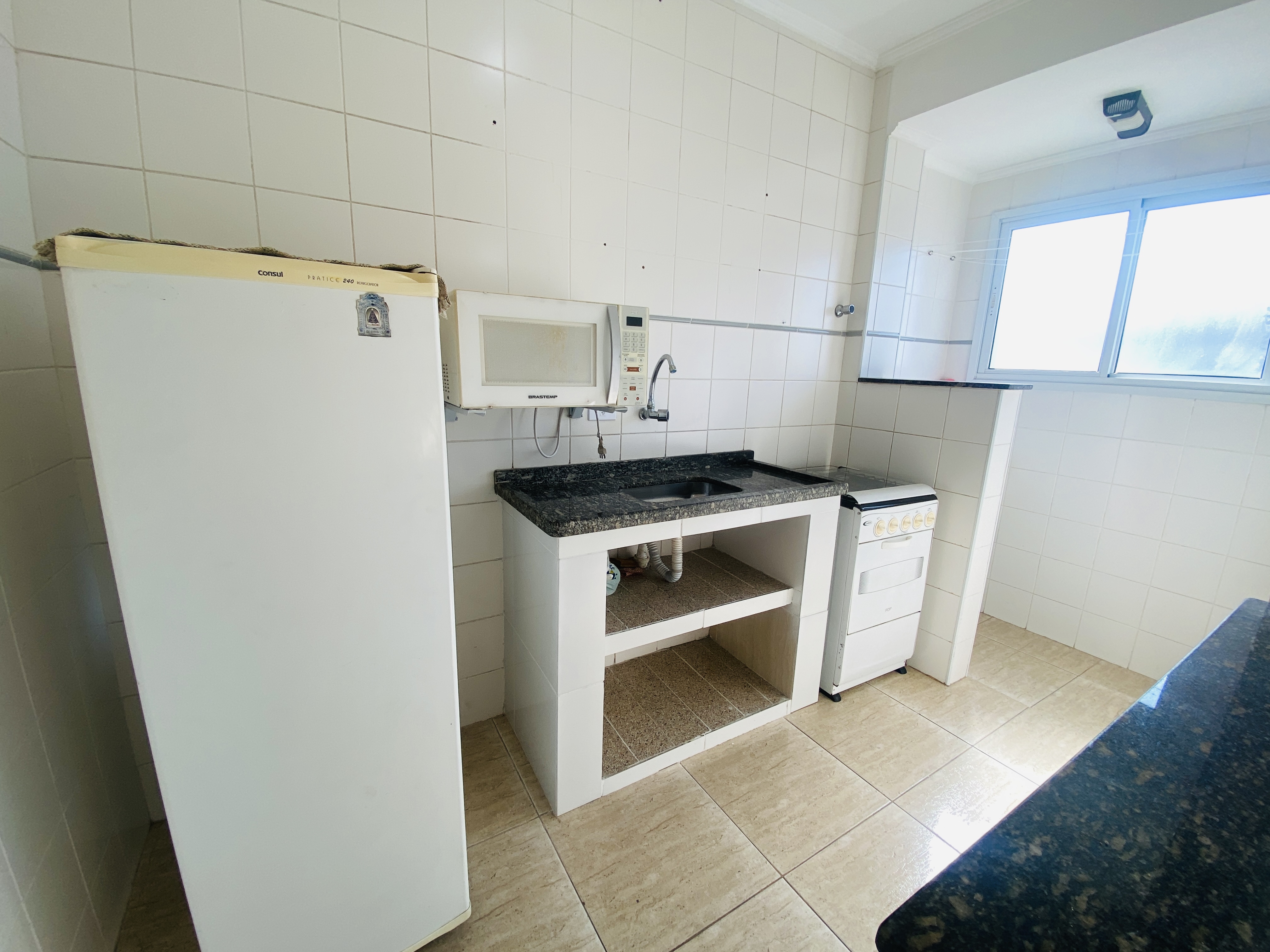 Apartamento à venda com 1 quarto, 40m² - Foto 13