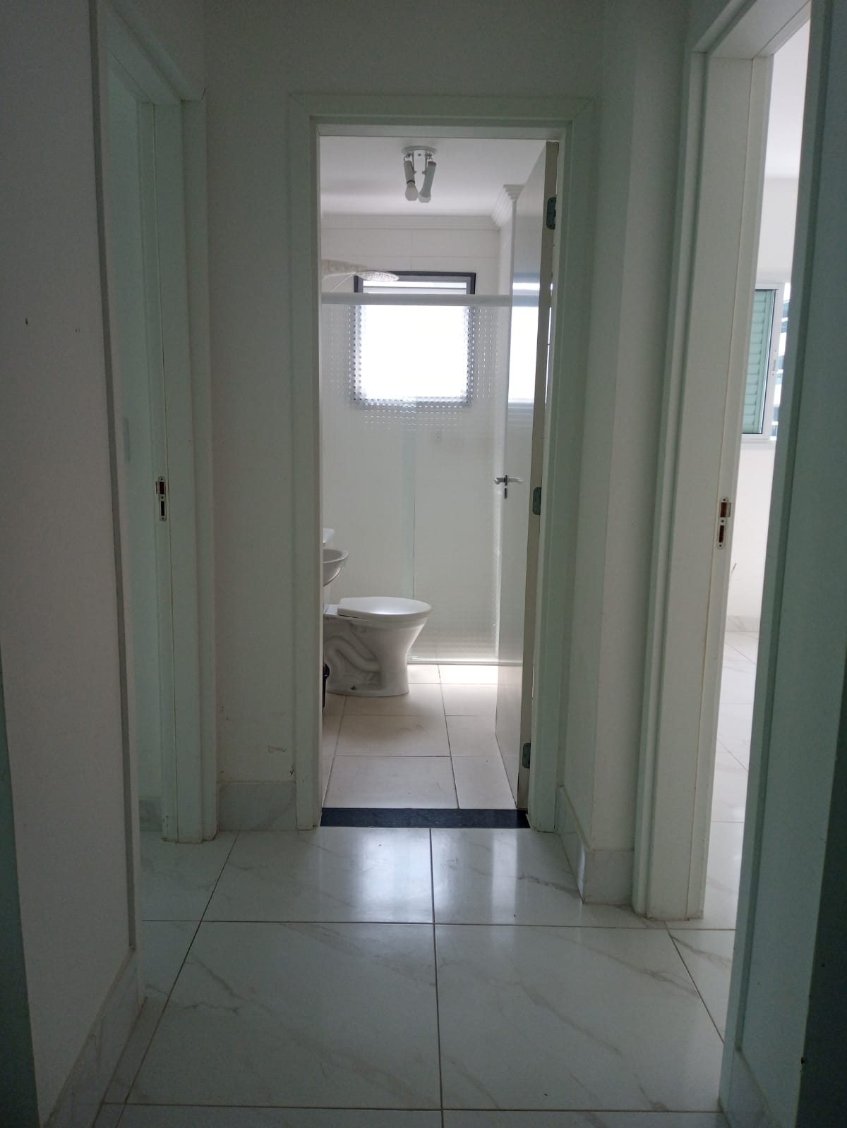 Apartamento à venda com 2 quartos, 82m² - Foto 2