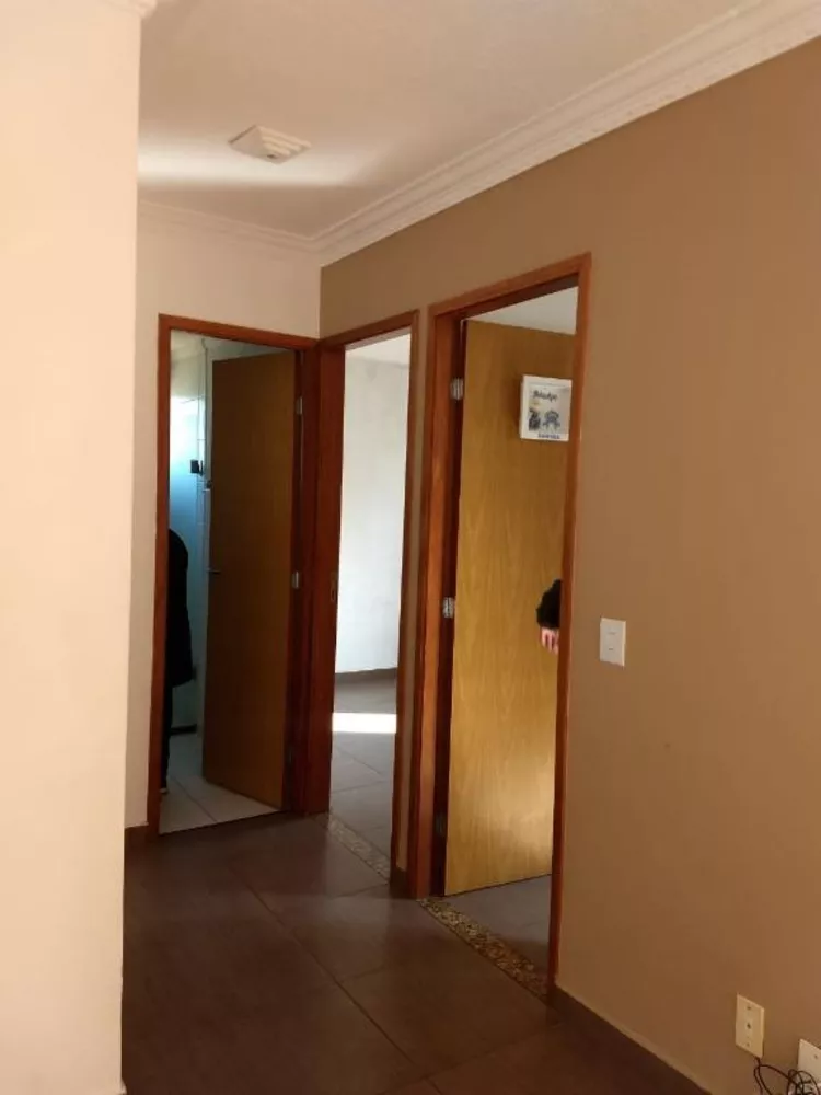 Apartamento à venda com 2 quartos, 47m² - Foto 4