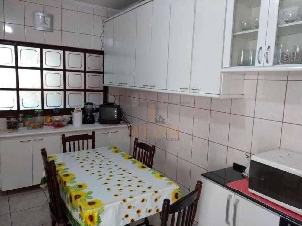 Casa, 3 quartos, 300 m² - Foto 8