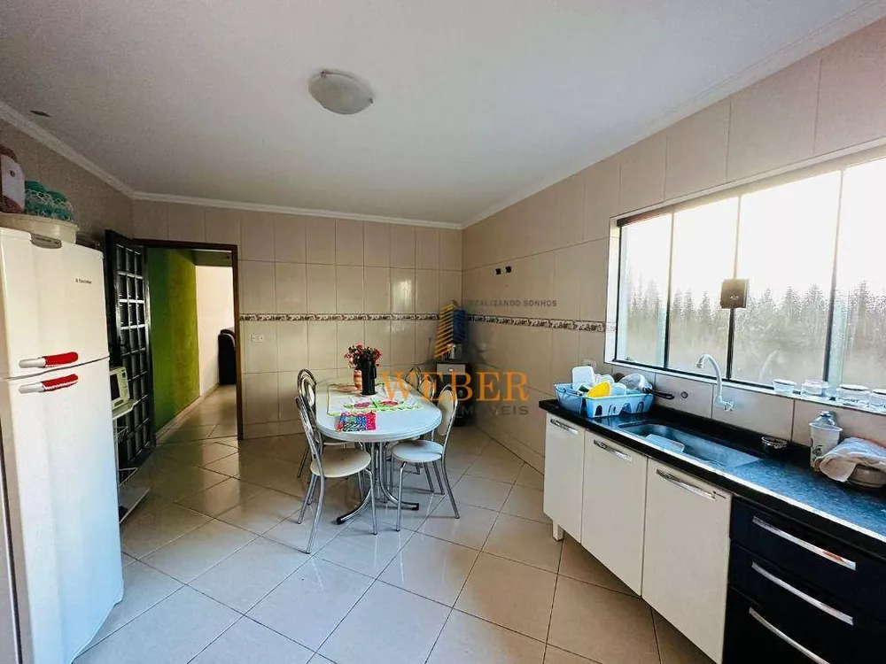 Sobrado, 3 quartos, 200 m² - Foto 2