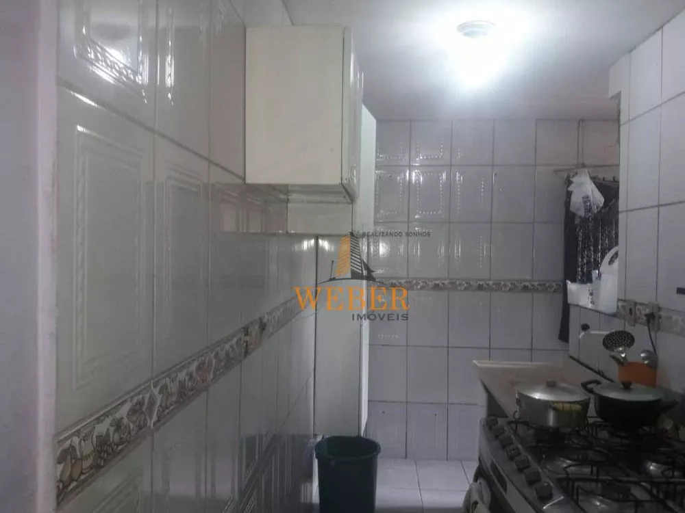 Apartamento à venda com 2 quartos, 40m² - Foto 3