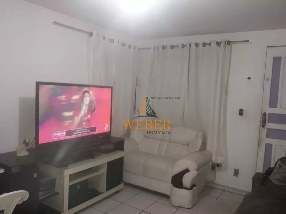 Apartamento à venda com 2 quartos, 40m² - Foto 1