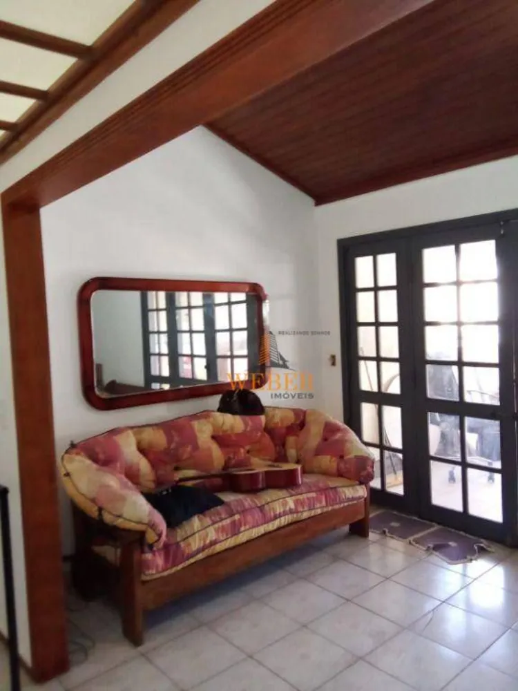 Sobrado, 3 quartos, 207 m² - Foto 1
