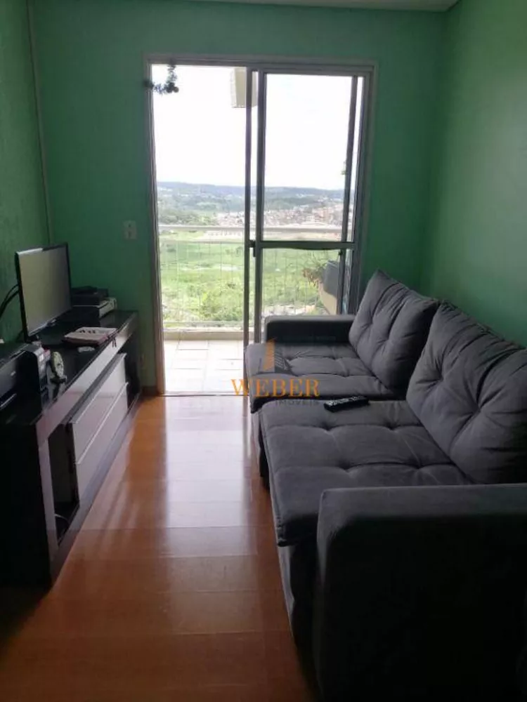 Apartamento à venda com 3 quartos, 67m² - Foto 2