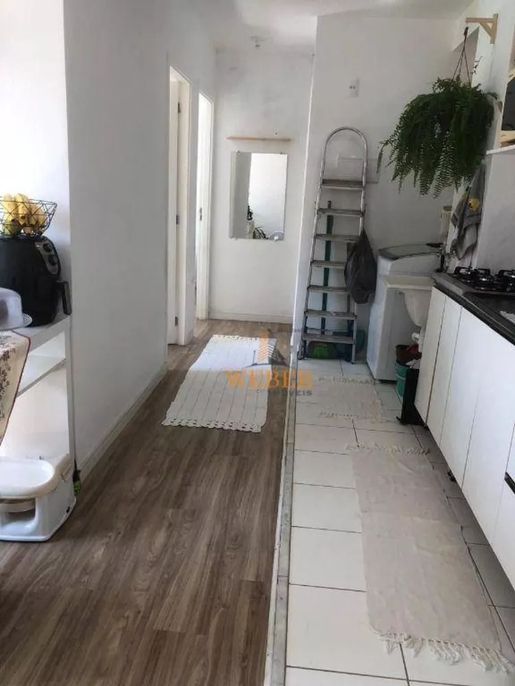 Apartamento à venda com 2 quartos, 42m² - Foto 1