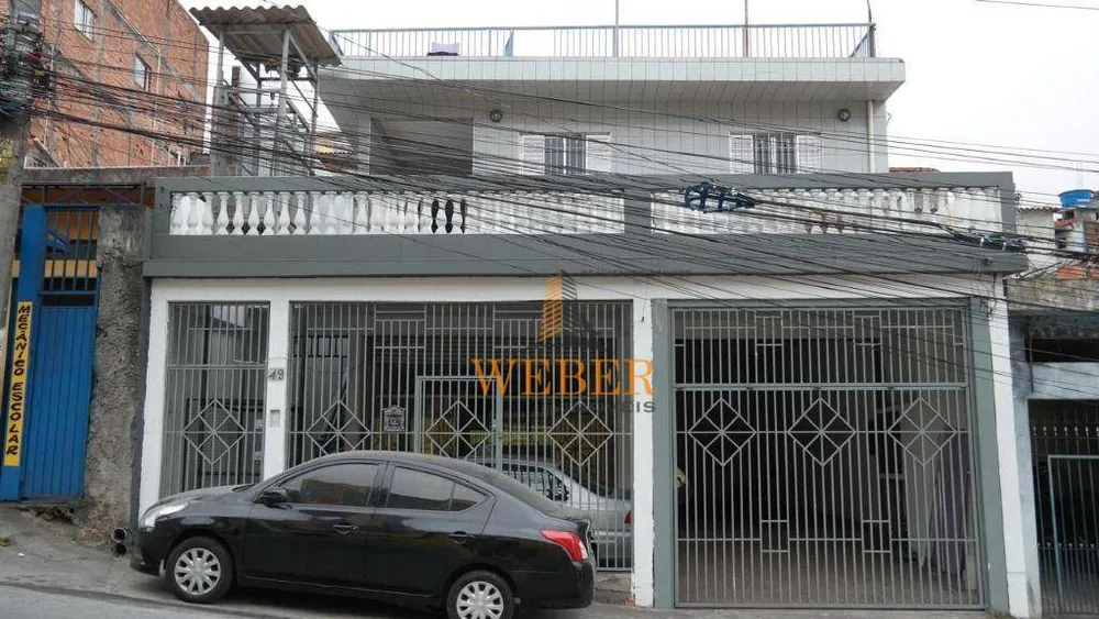Sobrado, 3 quartos, 348 m² - Foto 1