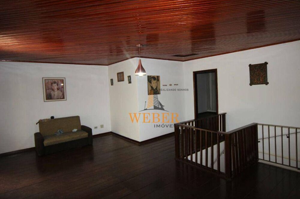 Chácara à venda com 3 quartos, 380m² - Foto 1