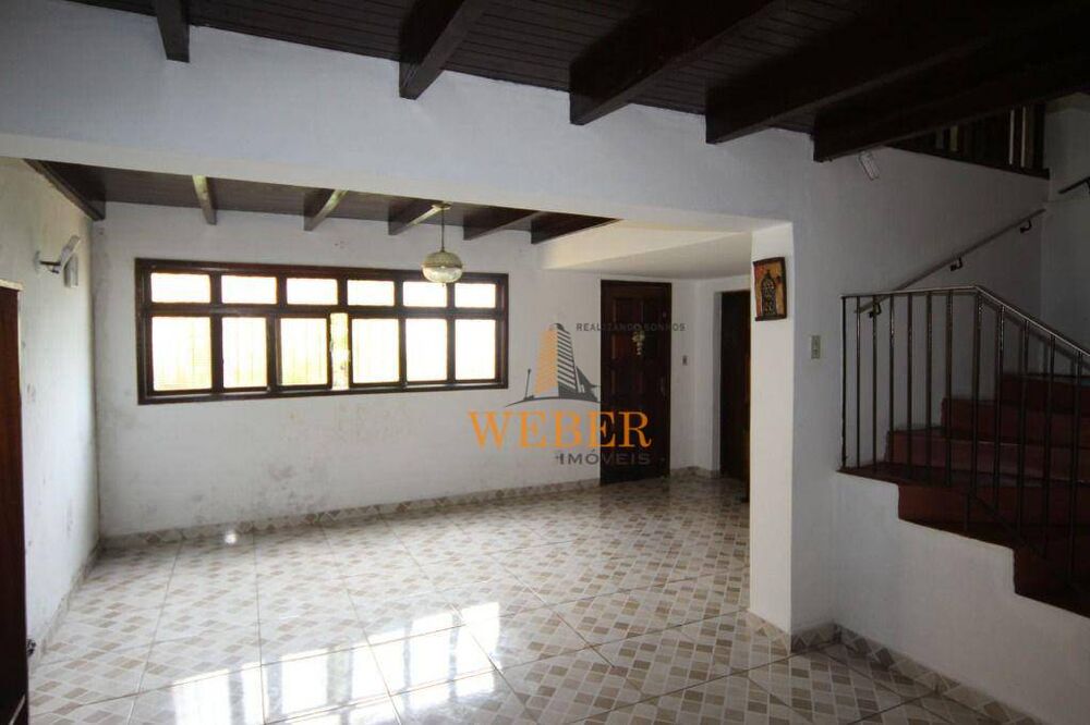 Chácara à venda com 3 quartos, 380m² - Foto 2