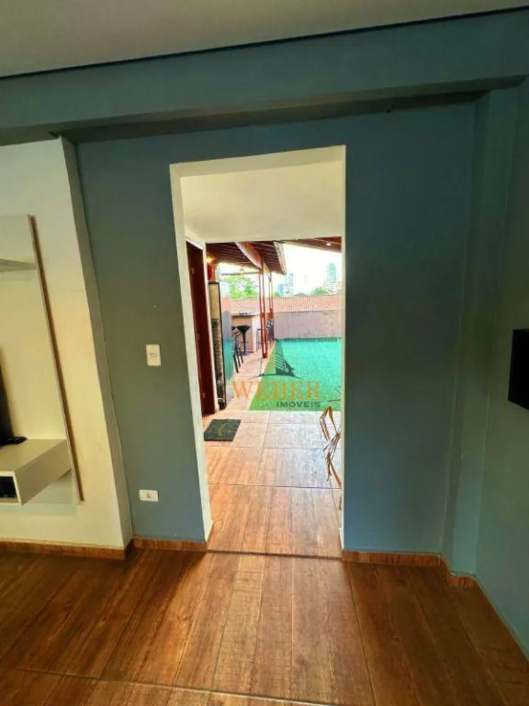 Casa, 3 quartos, 210 m² - Foto 2