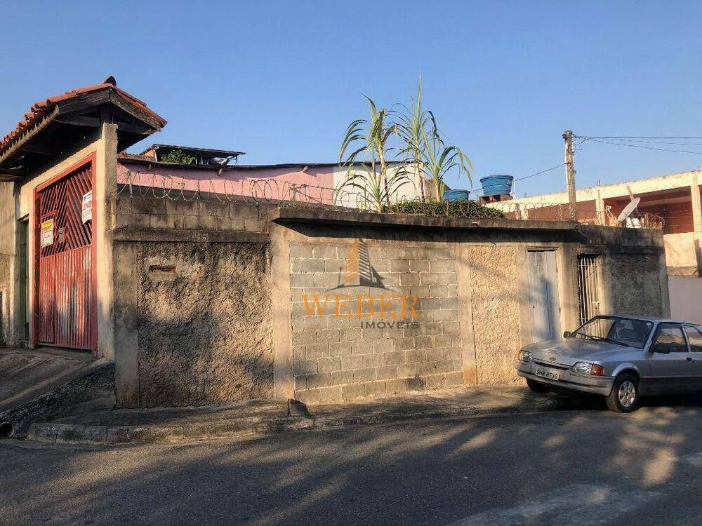 Casa à venda com 2 quartos, 148m² - Foto 2