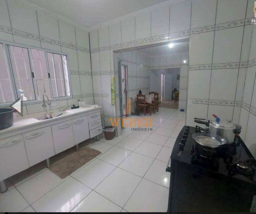 Casa, 4 quartos, 225 m² - Foto 10