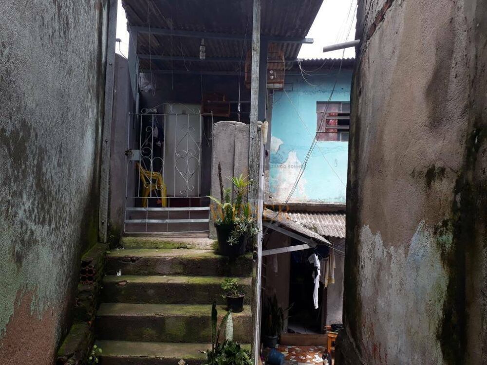 Casa à venda com 3 quartos, 330m² - Foto 5