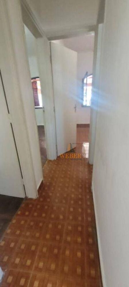 Casa à venda com 3 quartos, 150m² - Foto 11