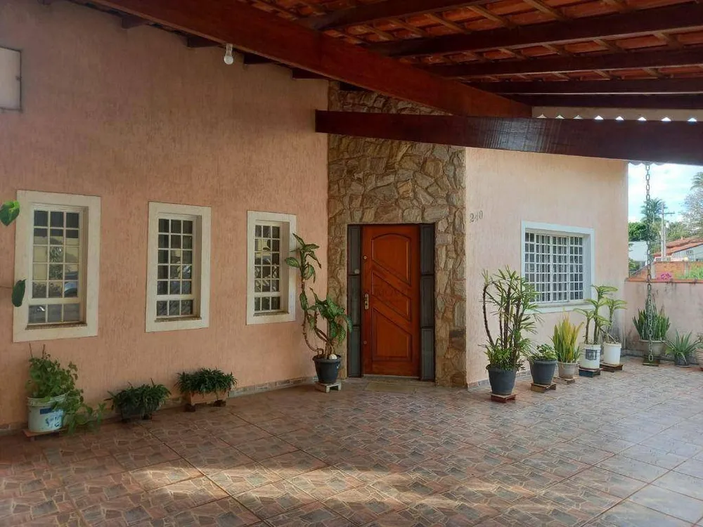 Casa, 3 quartos, 300 m² - Foto 2